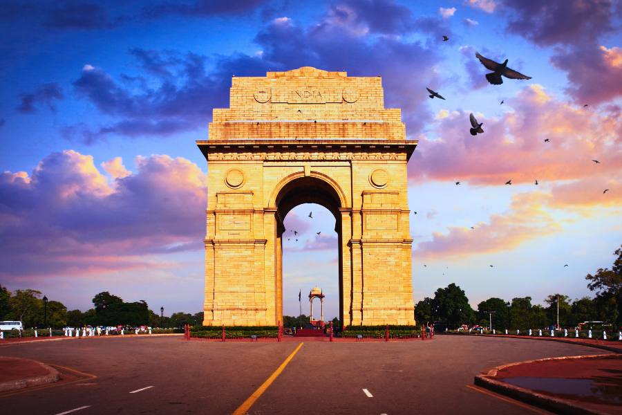 Old and New Delhi Private Guided Tour - 8 Hours